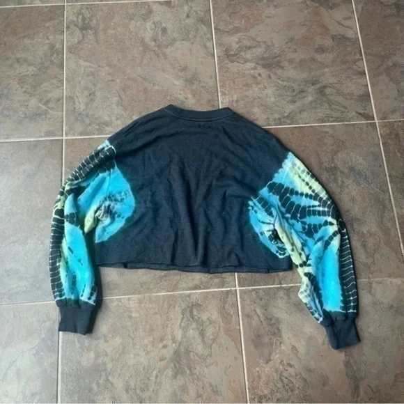 Pink Victorias Secret tie dye crop crew neck sweatshirt - Picture 6 of 8